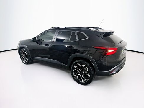 Used 2024 Chevrolet Trax RS w/ Sunroof Package image 5