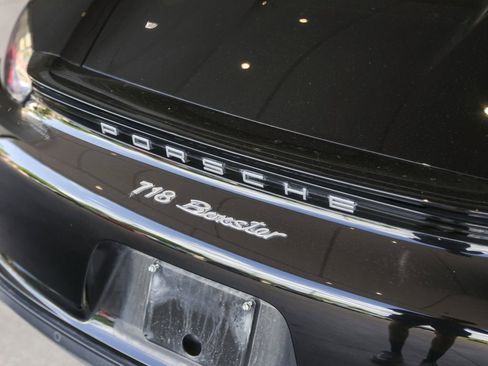 Certified 2017 Porsche 718 Boxster image 15