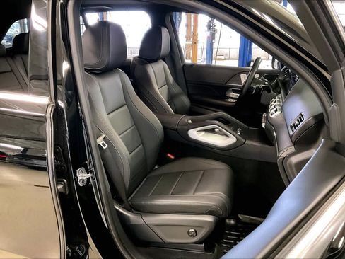 Used 2024 Mercedes-Benz GLE 350 4MATIC image 8