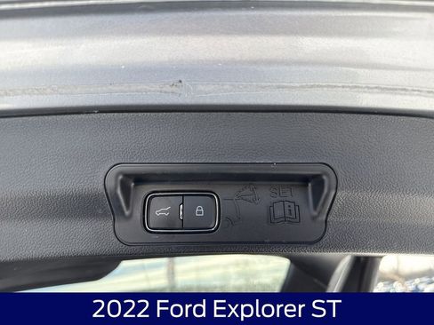 Used 2022 Ford Explorer ST w/ Equipment Group 401A image 18