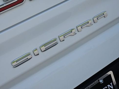 Used 2025 GMC Sierra 1500 AT4 AWD/4WD image 11