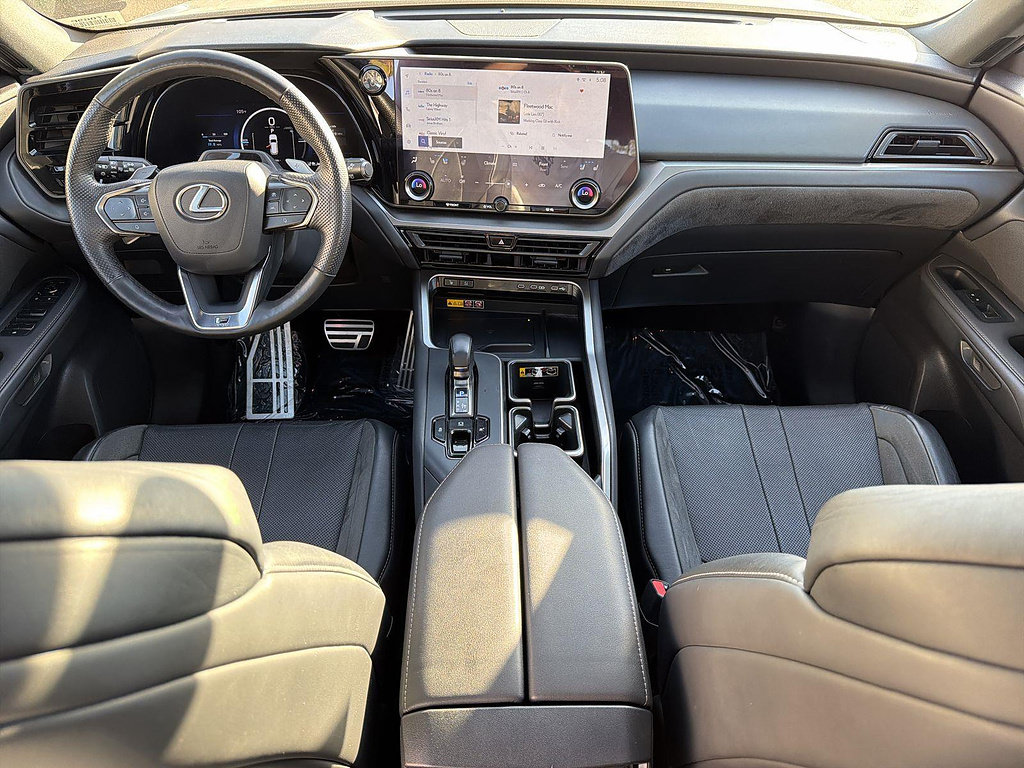 Used 2024 Lexus TX 500h AWD w/ Technology Package image 20