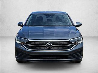Used 2024 Volkswagen Jetta SE FWD video 2