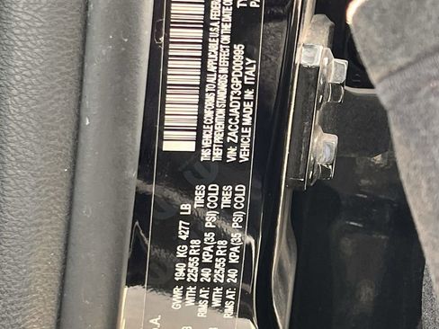 Used 2016 Jeep Renegade Limited w/ Safety & Security Group image 32