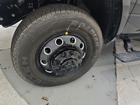 New 2026 RAM 3500 Limited image 19