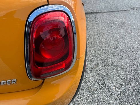 Used 2016 MINI Cooper 2-Door Hardtop FWD image 20