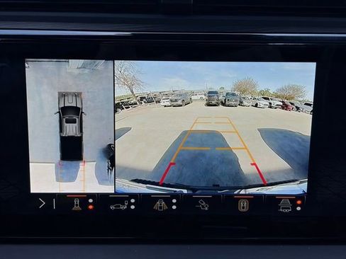 Certified 2024 GMC Sierra 2500 Denali Ultimate image 8