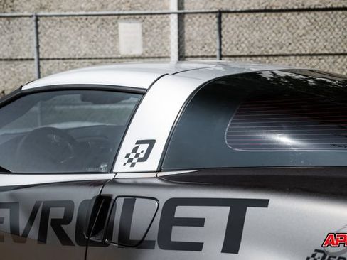 Used 2009 Chevrolet Corvette Z06 w/ Preferred Equipment Group RWD image 29