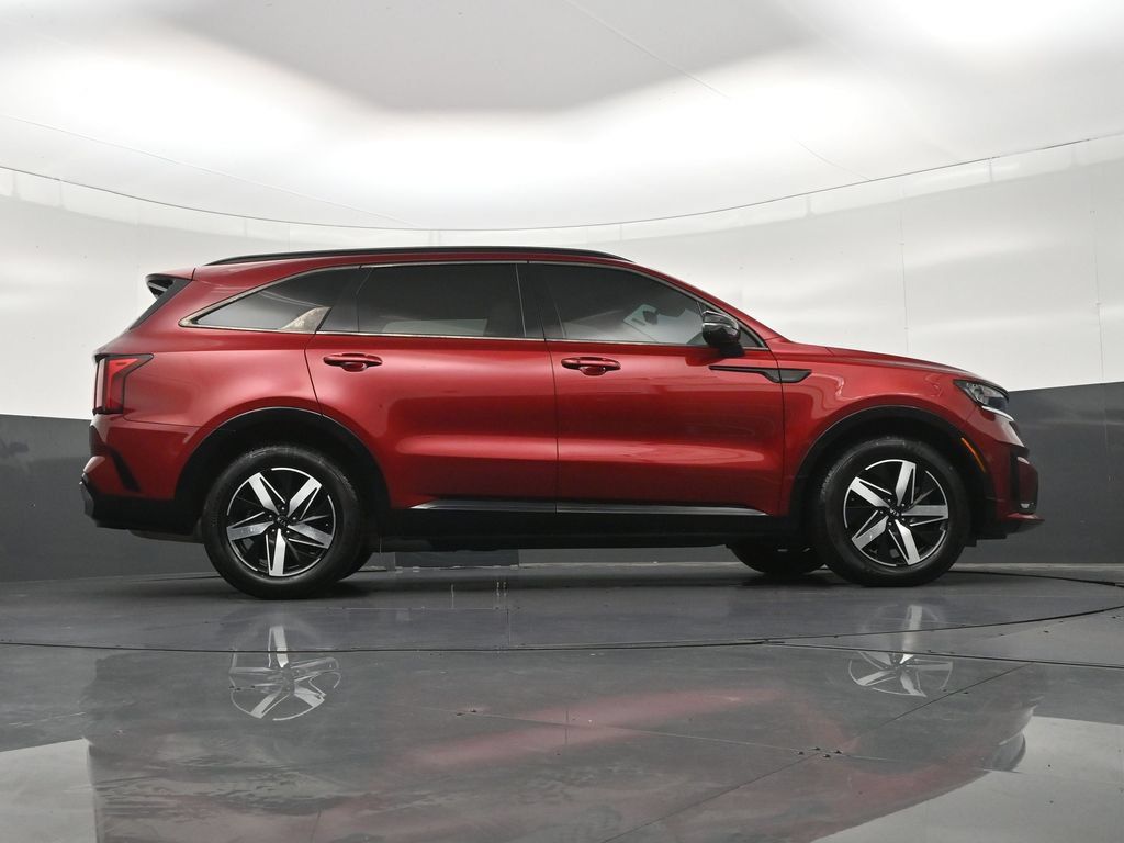 Used 2021 Kia Sorento S FWD image 29