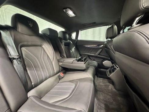 Used 2023 Maserati Quattroporte Modena Q4 image 30