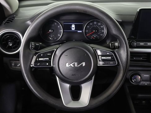 Used 2023 Kia Forte LXS w/ LXS Technology Package image 36