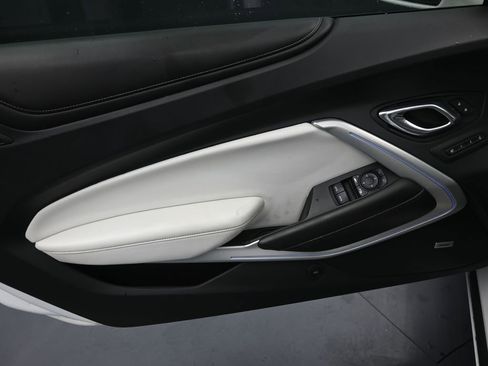 Used 2017 Chevrolet Camaro LT image 12
