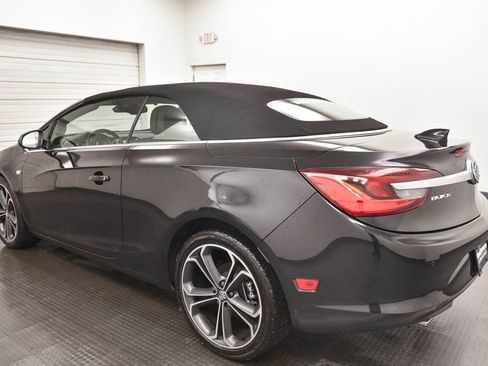 Used 2016 Buick Cascada Premium image 5
