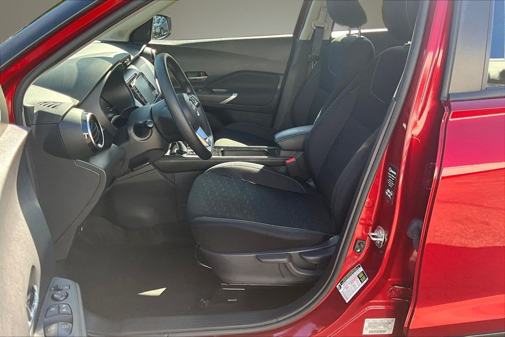 Certified 2024 Nissan Kicks SV FWD image 21