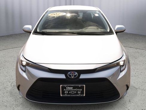 Used 2024 Toyota Corolla LE w/ LE Convenience Package AWD/4WD image 17