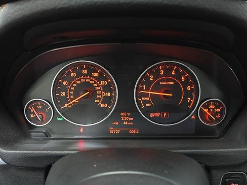 Used 2013 BMW 335i xDrive Sedan AWD/4WD image 21
