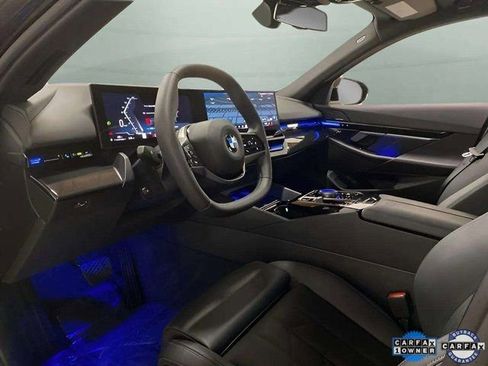Used 2025 BMW 530i xDrive image 15
