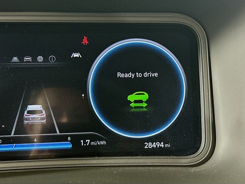 Used 2023 Hyundai Kona SE FWD image 19