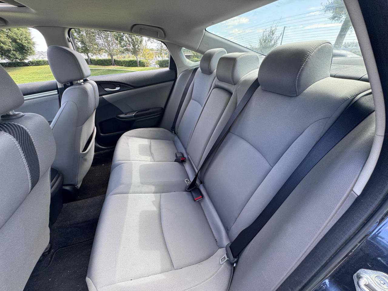Used 2017 Honda Civic EX-T image 11