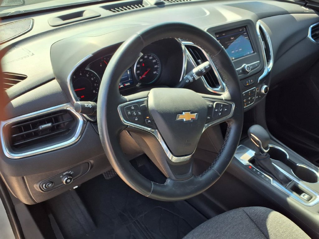 Used 2024 Chevrolet Equinox LT w/ LPO, Floor Liner Package FWD image 17