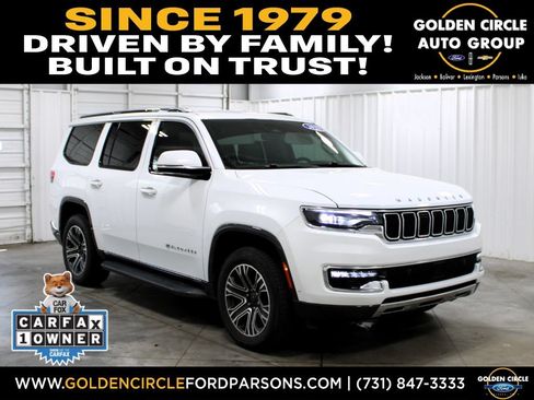 Used 2022 Jeep Wagoneer Series III w/ Flexible Seating Group AWD/4WD image 1