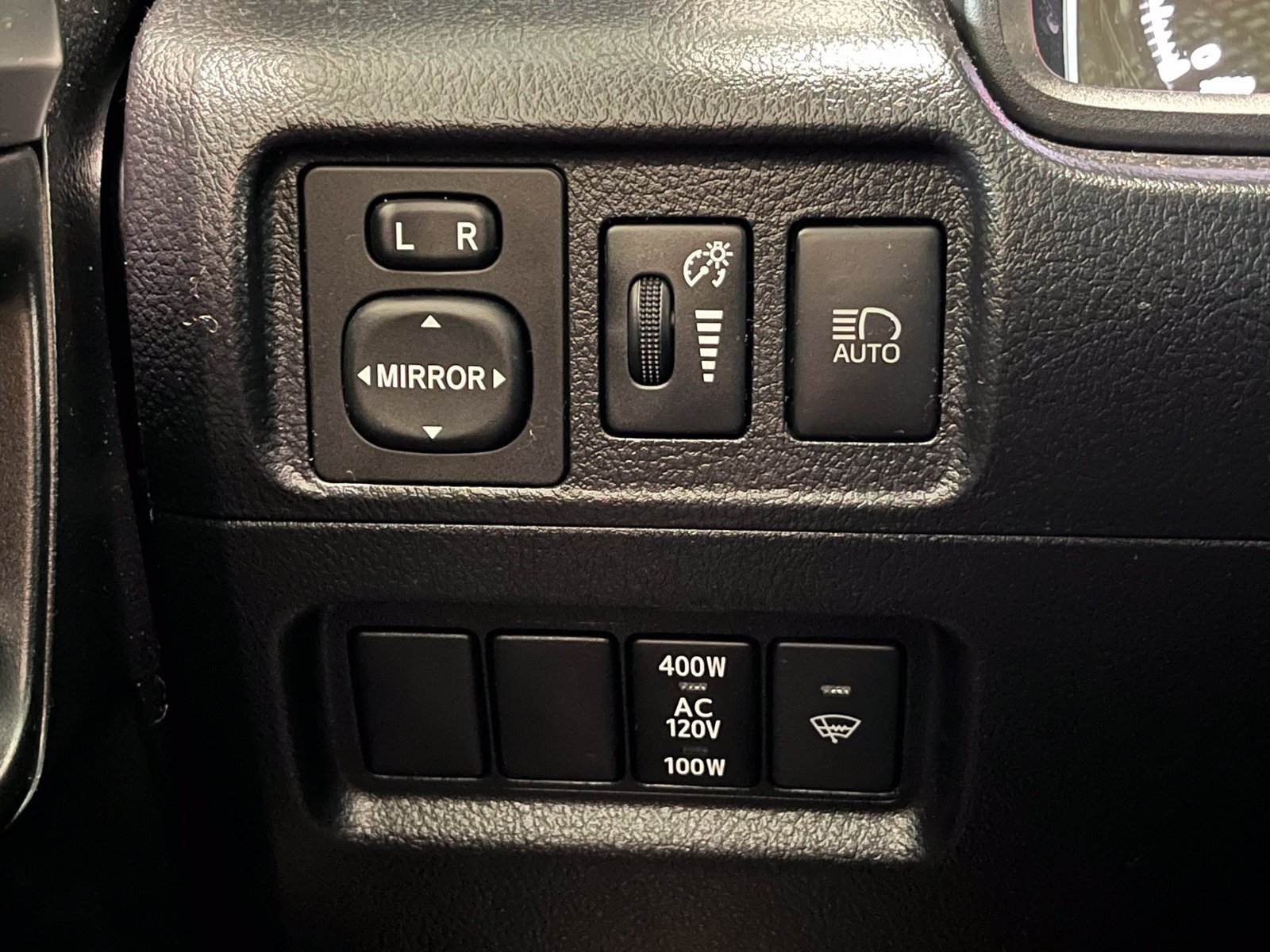 Used 2022 Toyota 4Runner Trail Special Edition AWD/4WD image 33