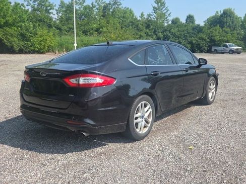 Used 2014 Ford Fusion SE FWD image 6