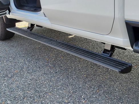 New 2025 GMC Sierra 2500 Denali w/ Denali Reserve Package image 14