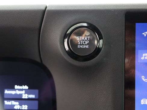 Used 2024 Lexus GX 550 image 18