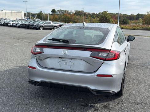 Used 2023 Honda Civic Sport image 7