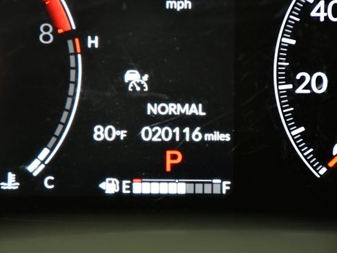 Used 2025 Honda Ridgeline Black Edition image 19