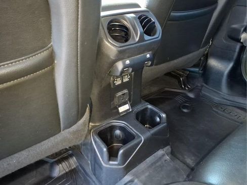 Used 2022 Jeep Gladiator Overland w/ Popular Equipment Package image 14