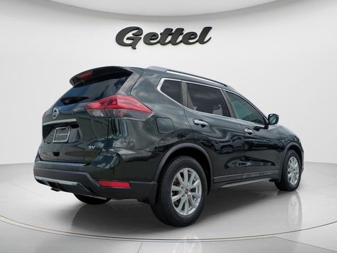 Certified 2018 Nissan Rogue SV FWD image 5