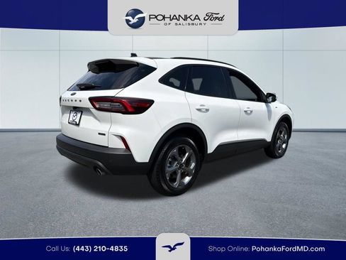 Certified 2025 Ford Escape ST-Line Select w/ Tech Pack #1 AWD/4WD image 5
