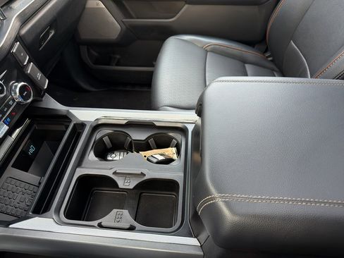 Used 2025 Ford F350 Lariat w/ Chrome Package image 35