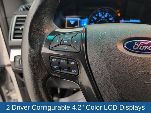 Used 2017 Ford Explorer XLT w/ Equipment Group 201A FWD image 35