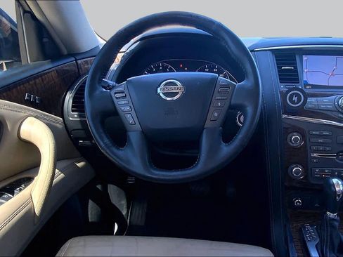 Used 2018 Nissan Armada Platinum w/ Interior Lighting Package RWD image 5
