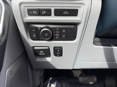 Used 2021 Ford F150 Limited AWD/4WD image 25