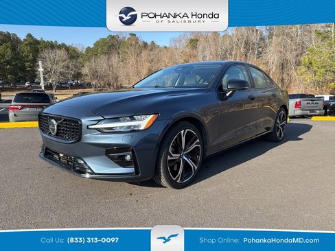 Used 2024 Volvo S60 B5 Plus image 1