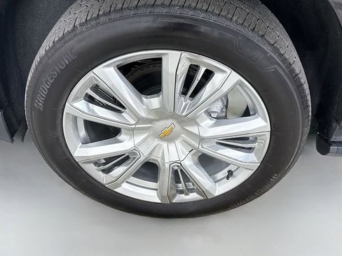 Used 2024 Chevrolet Tahoe High Country w/ Premium Package image 35