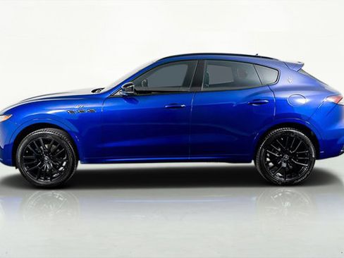 Used 2022 Maserati Levante GT image 13