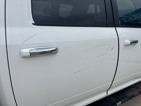 Used 2015 RAM 2500 Laramie w/ Convenience Group AWD/4WD image 12