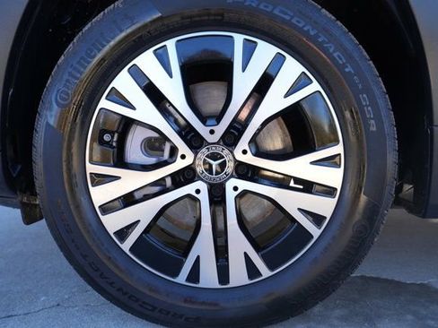 Certified 2025 Mercedes-Benz GLB 250 image 13