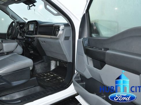 Used 2021 Ford F150 XL w/ Trailer Tow Package image 17