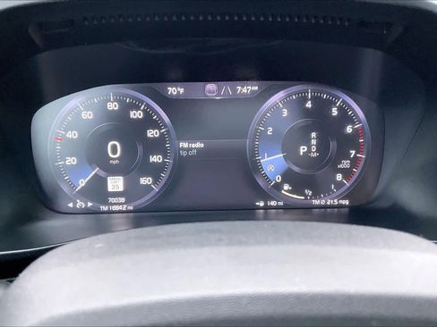 Used 2021 Volvo XC40 T5 R-Design w/ Climate Package AWD/4WD image 26