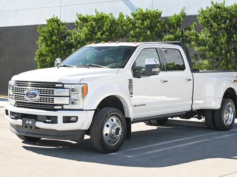 Used 2019 Ford F450 Platinum w/ Platinum Ultimate Package image 1
