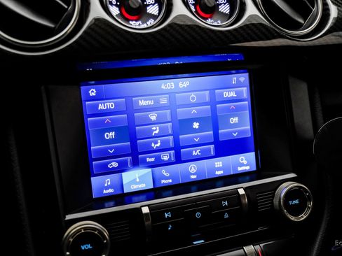 Used 2021 Ford Mustang Shelby GT500 w/ Carbon Fiber Track Pack image 71