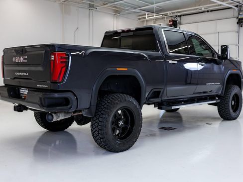 Used 2024 GMC Sierra 2500 Denali w/ Max Trailering Package AWD/4WD image 4