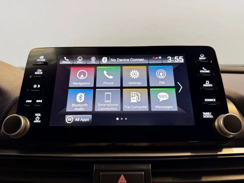Used 2018 Honda Accord Touring image 19