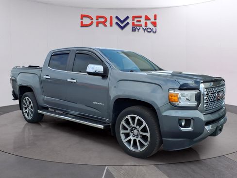 Used 2020 GMC Canyon Denali image 7